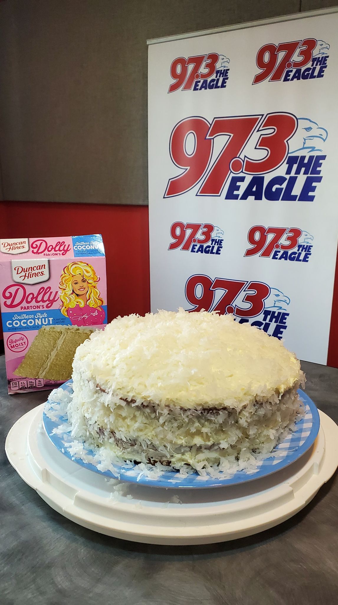 We Tried Dolly Parton’s Southern-Style Coconut Cake Mix and Here’s What 