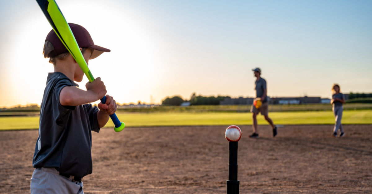 WATCH: 5-Year-Old Tee Ball Player’s Hilarious Walk-Up Dance Goes Viral ...